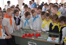 В Истьинской школе Старожиловского округа открыли парту Героя