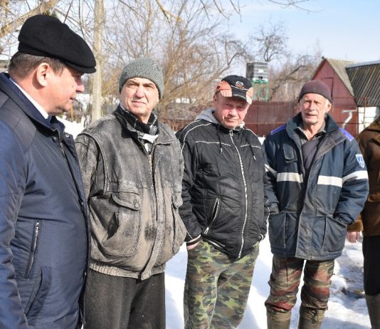 На сходе в старожиловских Бутырках обсудили подготовку к весеннему половодью