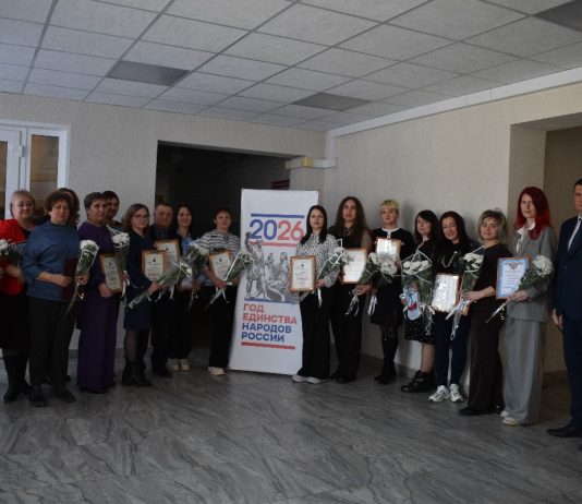 В Старожилове поздравили культработников