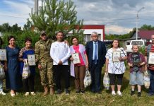 Жителей Больших Полян из Старожиловского округа наградили в разных номинациях