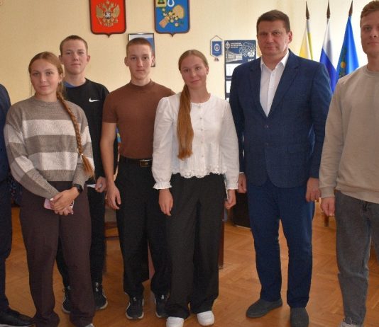 Старожиловских полиатлонистов поздравил глава округа Александр Соушев